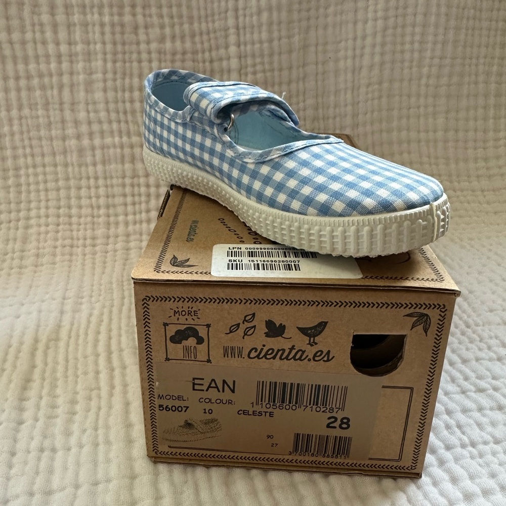 Cienta Gingham Mary Jane Shoes in Light Blue